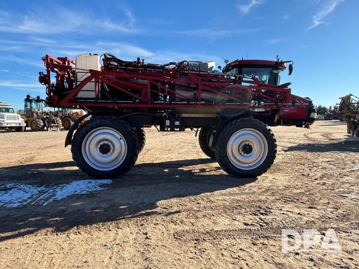 case-ih-patriot-4440-image-10