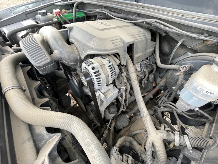 #1125-•-2013-chevrolet-silverado-pickup-truck-(has-mn-title)-image-22