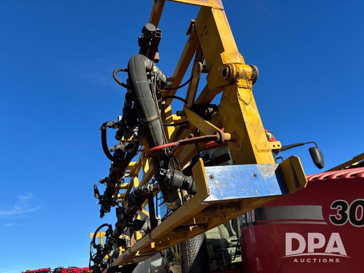 case-ih-titan-3020-image-93