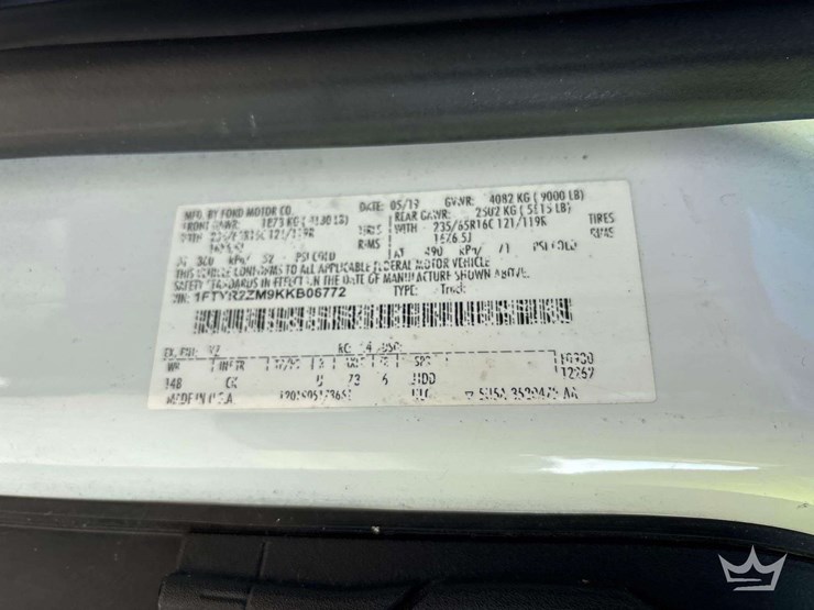 2019-ford-transit-image-5