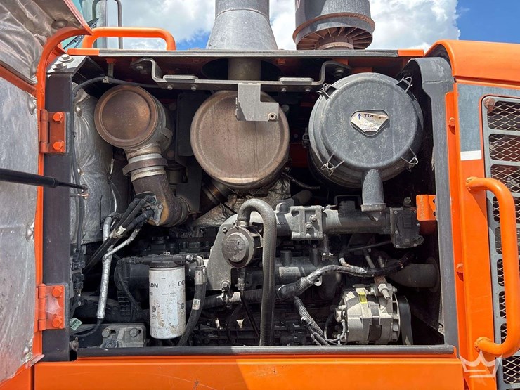 2018-doosan-dl220-5-image-5