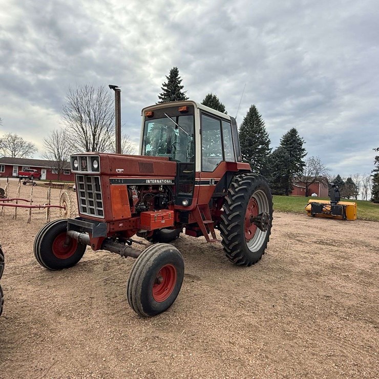 1980 INTERNATIONAL 1086