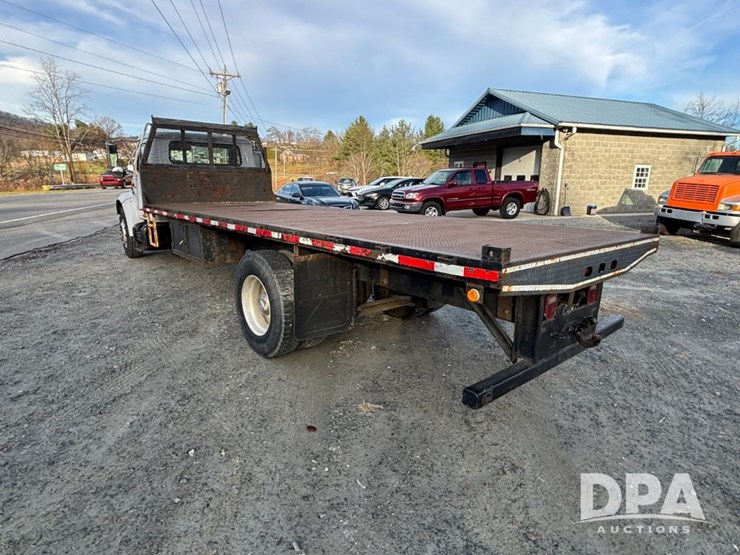 international-4700-image-10