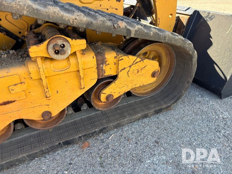 2024-caterpillar-289d3-image-41