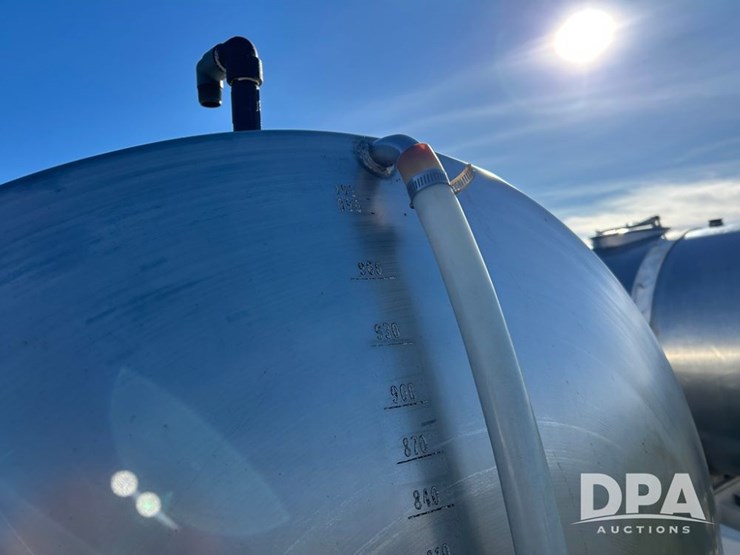 liquid-nurse-trailer-(cp1351,-tank-2274,-unit-92034)-image-9