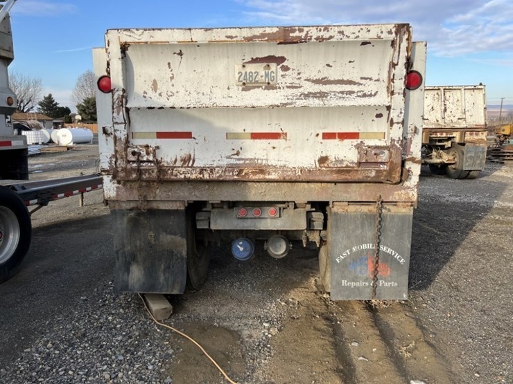 columbia-t/a-pup-trailer-image-4