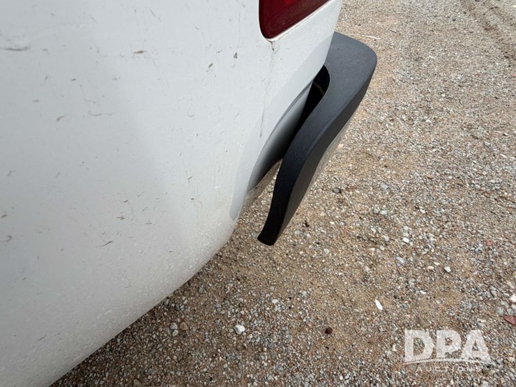 2012-chevrolet-2500hd-image-35