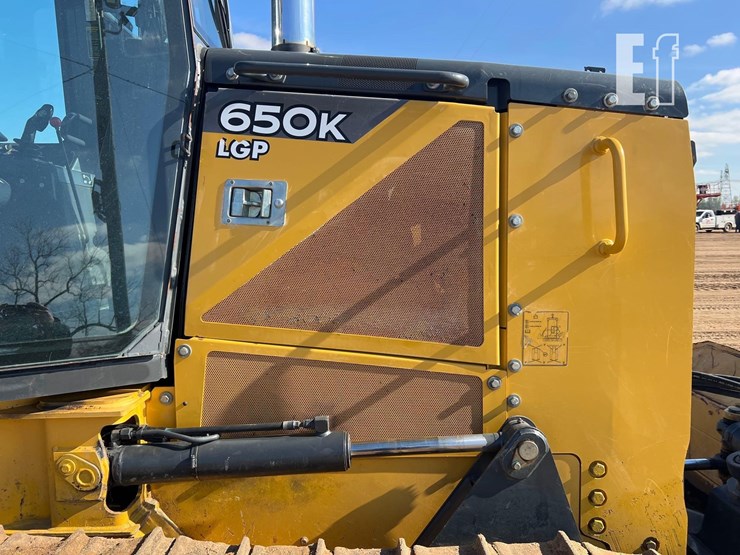 2013-deere-650k-lgp-image-20