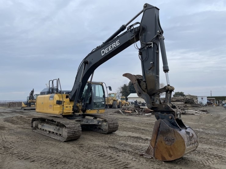 deere-210g-lc-image-7