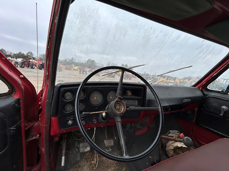 chevrolet-70-image-10