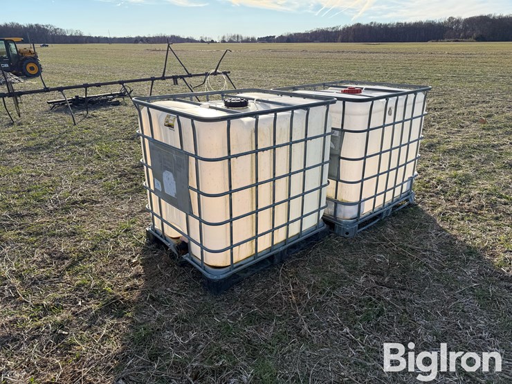poly-265-gal-containers-image-9