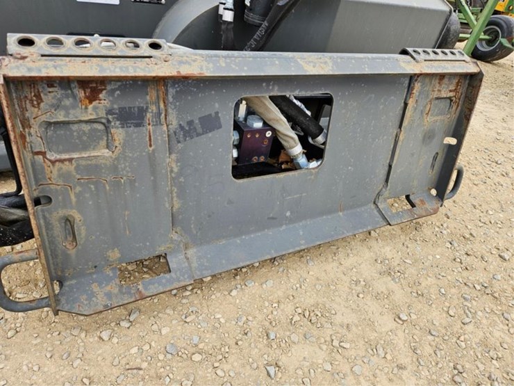 #3048-•-bobcat-sb-200-78"-2-stage-snow-blower-image-23