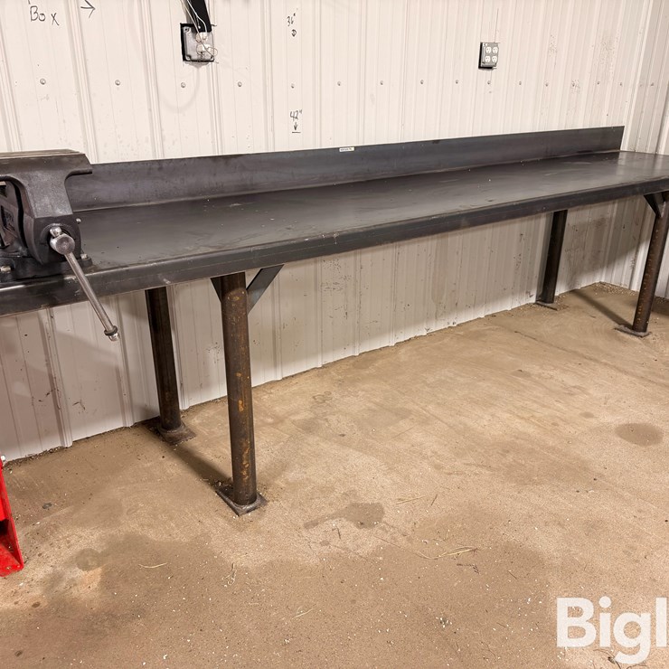 Heavy Duty 12' Shop Welding Table W/ Vise