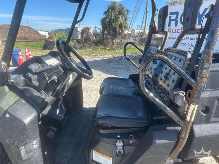 2021-pioneer-4x4-image-5