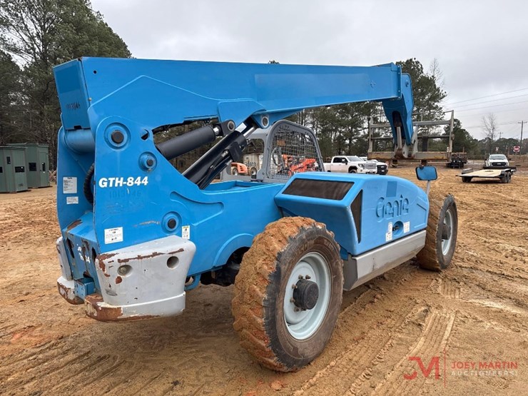 2013-genie-gth844-image-2