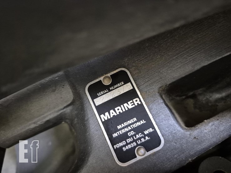 1984-lund-18ft-boat-image-15