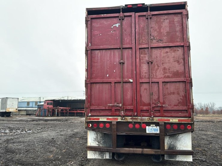 #126-•-chip-trailer-image-4