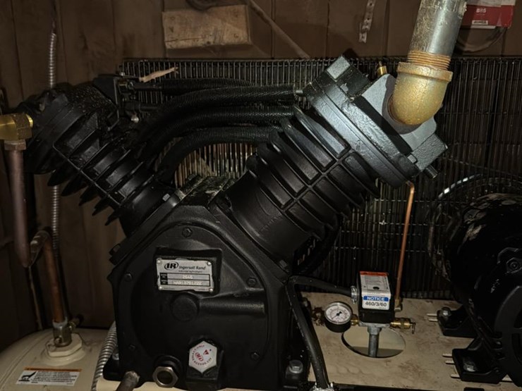 #110-•-ingersoll-rand-air-compressor-image-4