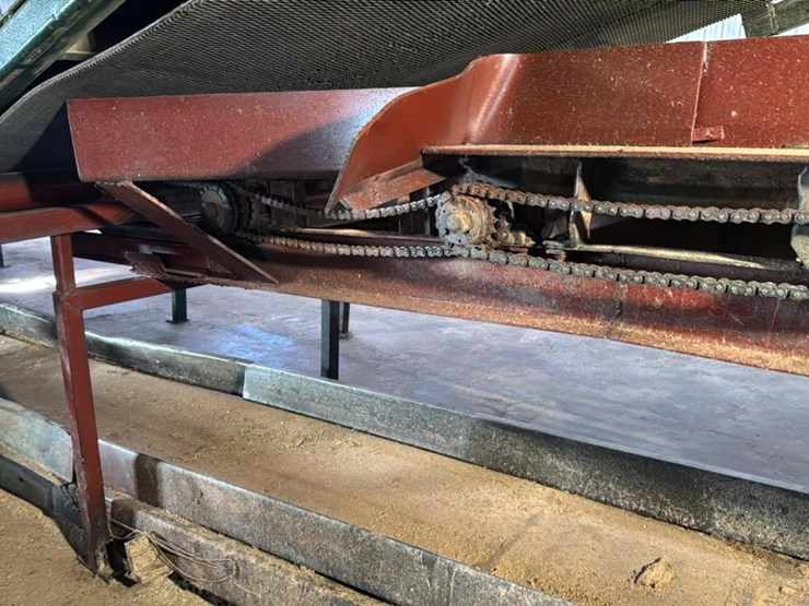 #114-•-live-rollcase-image-4