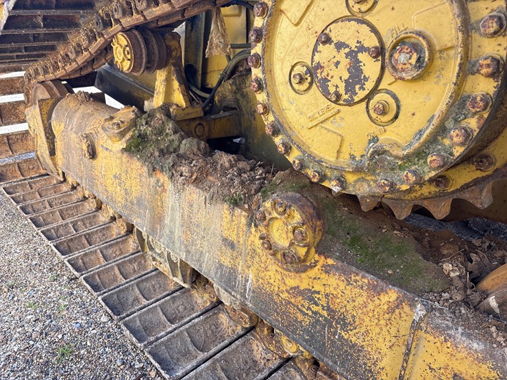 caterpillar-d4h-lgp-image-6