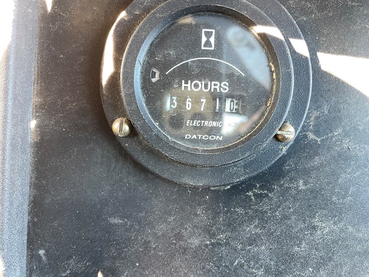 international-4700-image-33