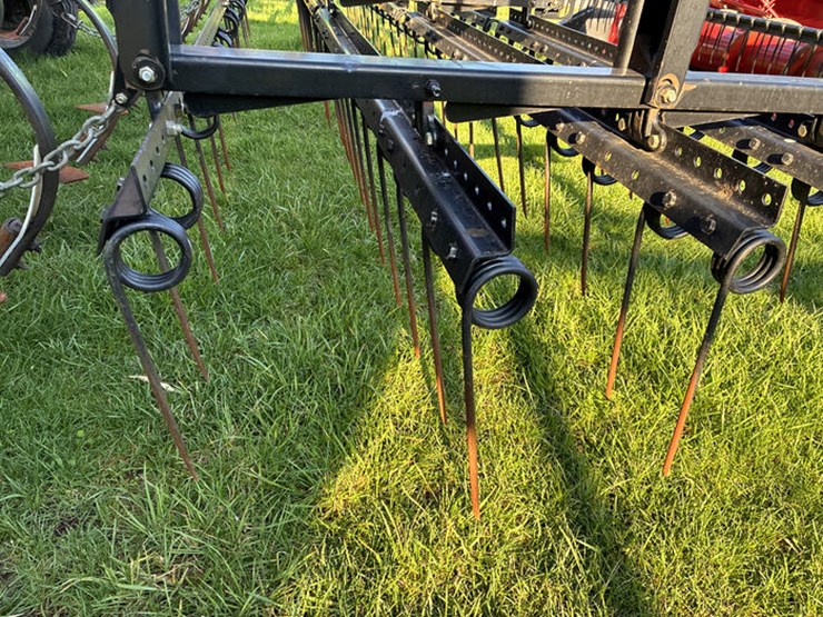 case-ih-200-image-29