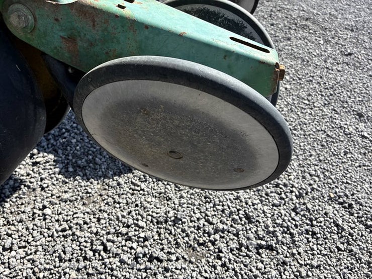 john-deere-7000-image-44