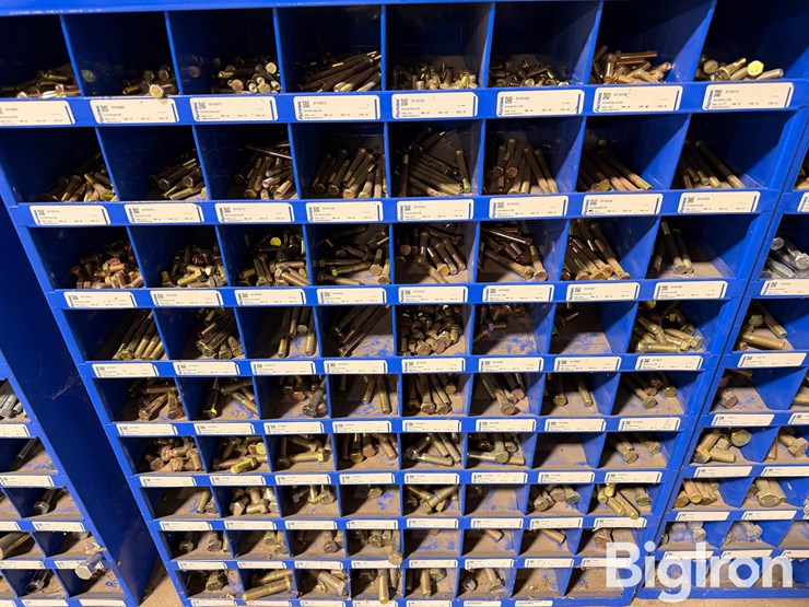 fastenal-full-bolt-bin-image-9