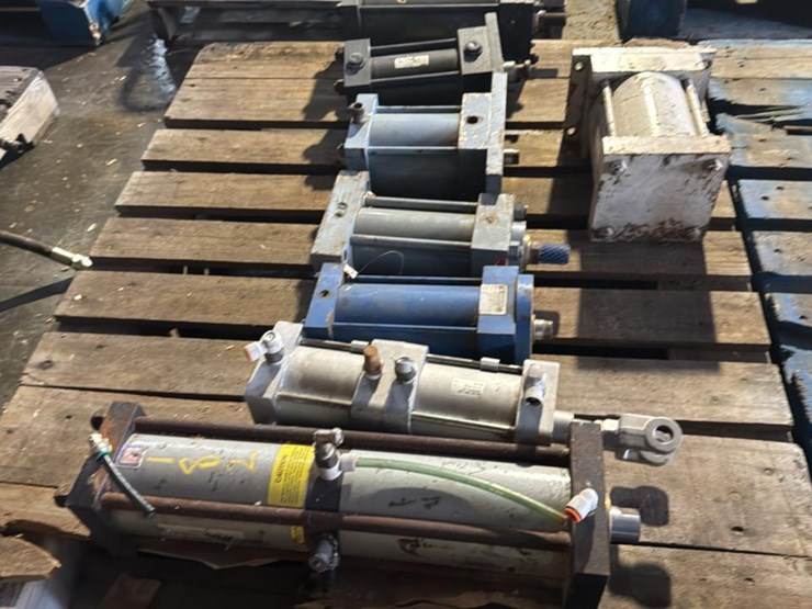 #162-•-cylinders-image-5