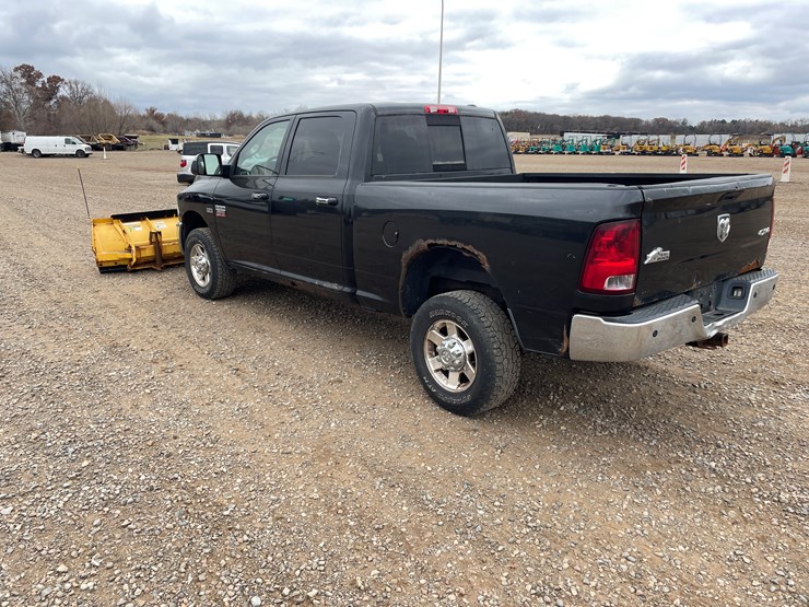 dodge-ram-2500-image-2