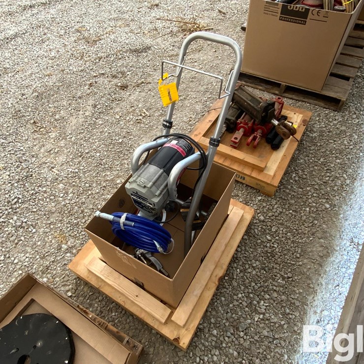 Wagner Twin Stroke 9150 Piston Pump Sprayer