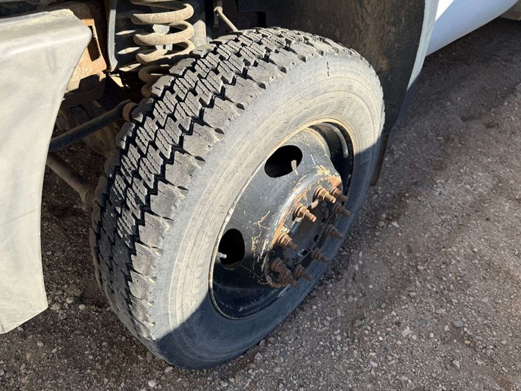 2006-ford-f550-image-7