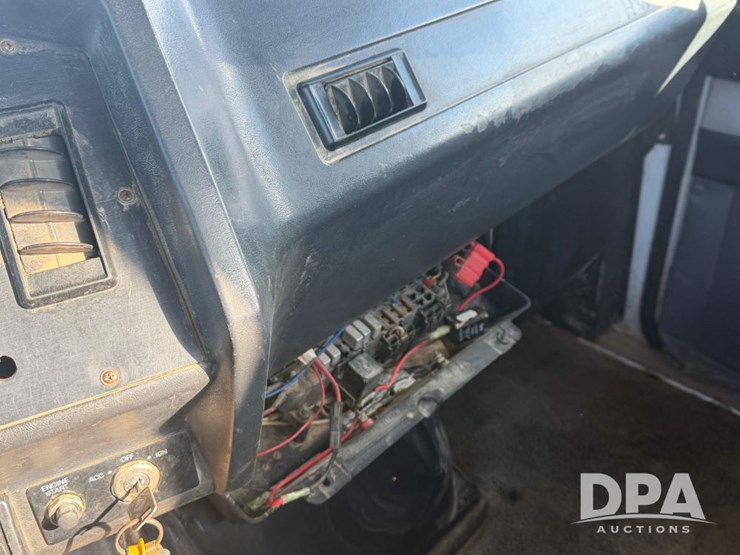 1997-volvo-f16-image-78