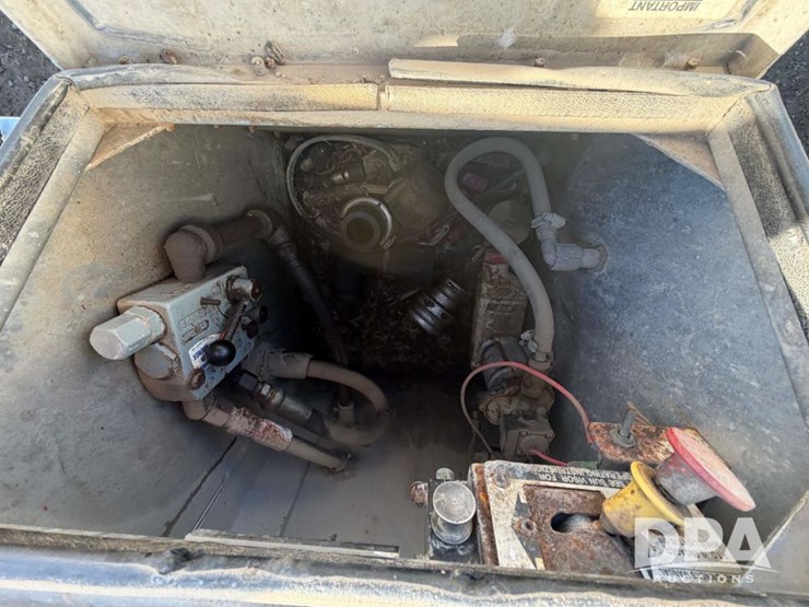 1997-volvo-f16-image-38