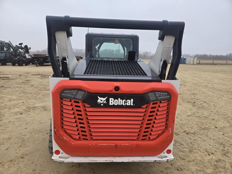bobcat-t76-image-8