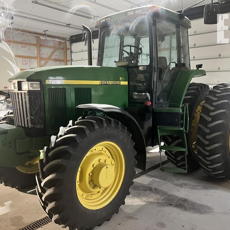 JOHN DEERE 7810
