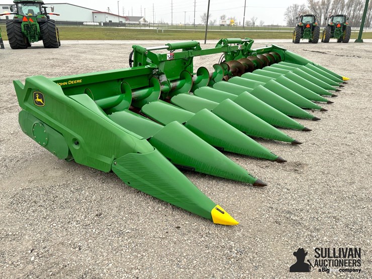 john-deere-c12f-image-2