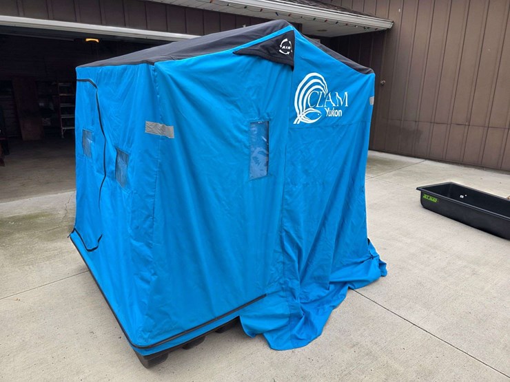 clam-yukon-fish-trap-by-dave-genz-2-person-portable-fish-house,-sled-and-flip-up-style,-folding-seat-image-13