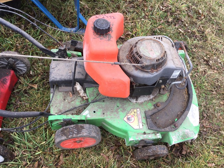 #4772-•-plastic-tote:-location:-w2486-smies-rd,-oostburg,-wi-53070-image-5