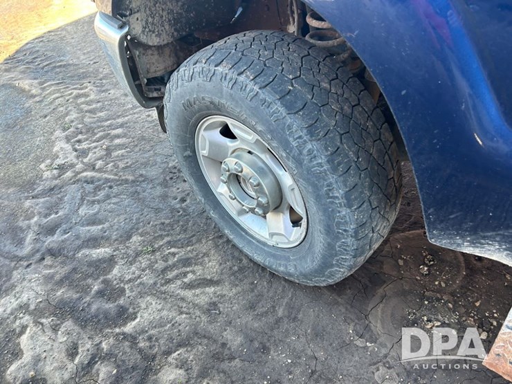 2011-ford-f250-image-16