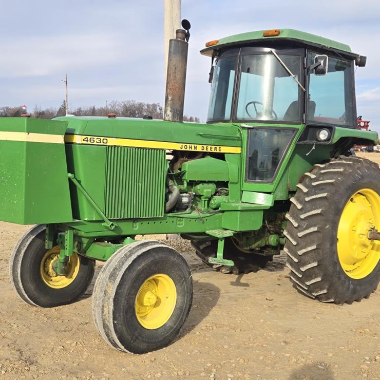 JOHN DEERE 4630