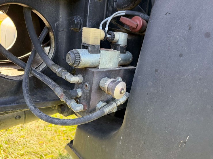 case-ih-mx220-image-21