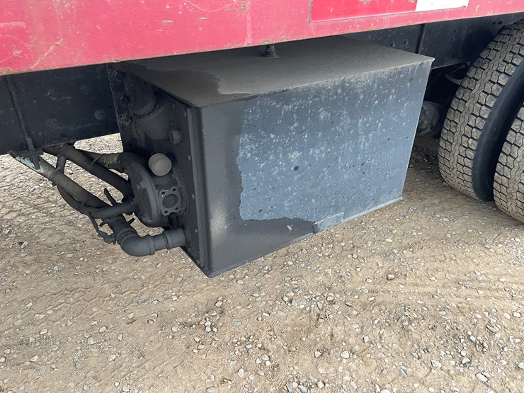 #1134-•-1993-ford-sheetrock-boom-truck-(has-mn-title)-image-14