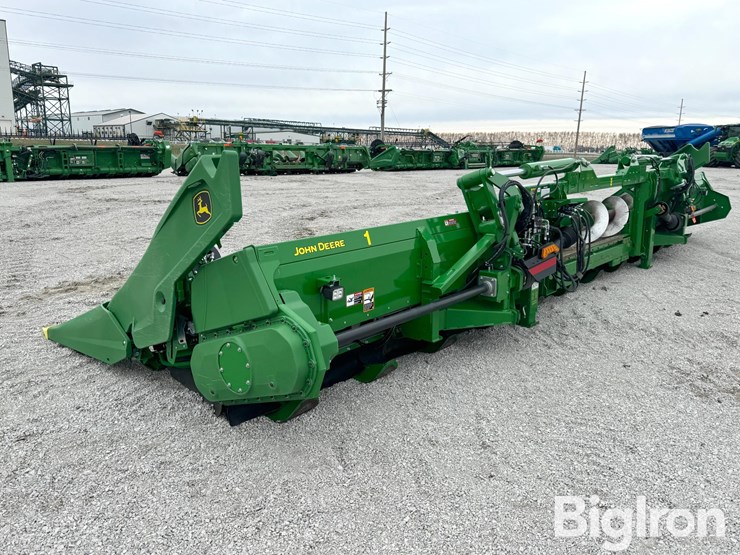 john-deere-c12f-image-4