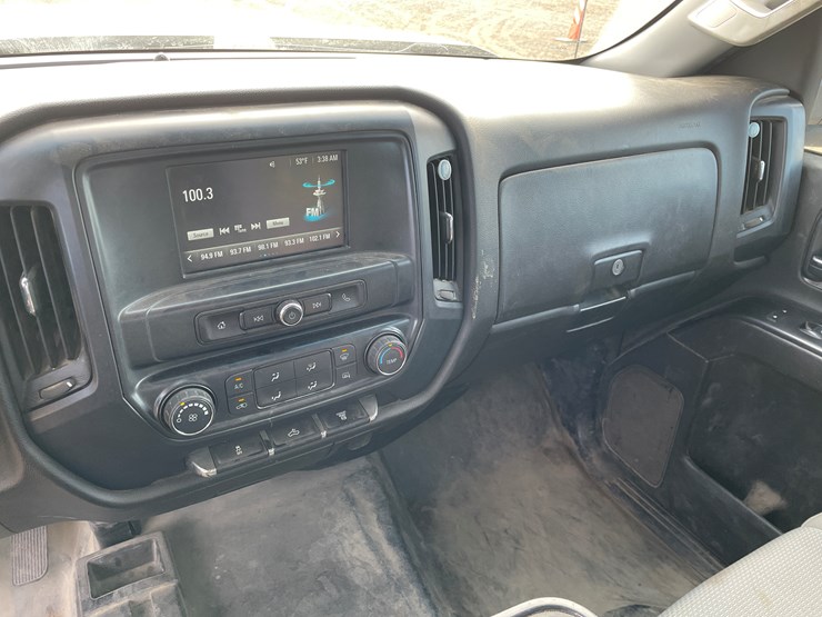 #1123-•-2019-chevrolet-silverado-pickup-truck(has-mn-title)-image-37