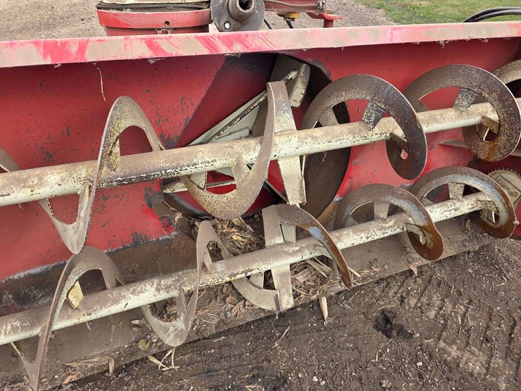 8’-buhler/farm-king-960-3pt-snow-blower,-hydraulic-spout-rotate,-540-pto,-double-auger,-model:-y9600-image-7