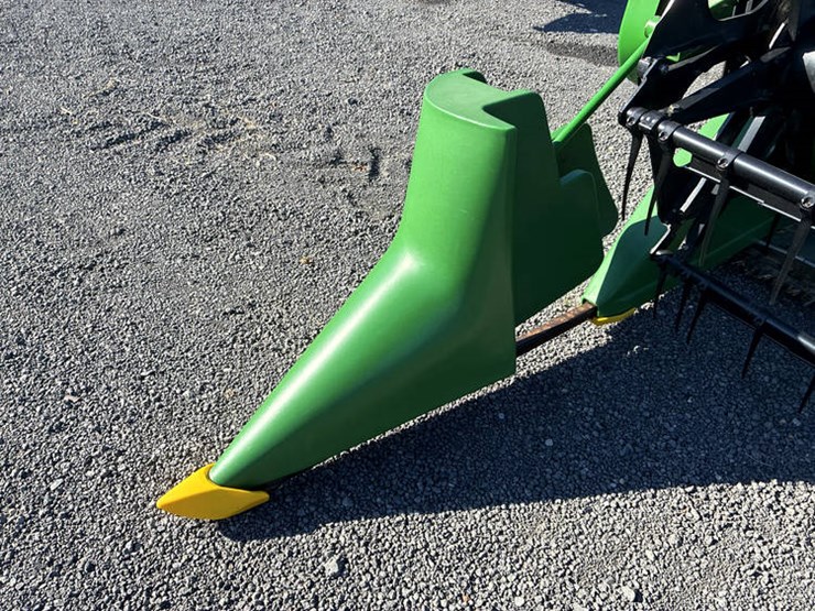 2004-john-deere-630f-image-21