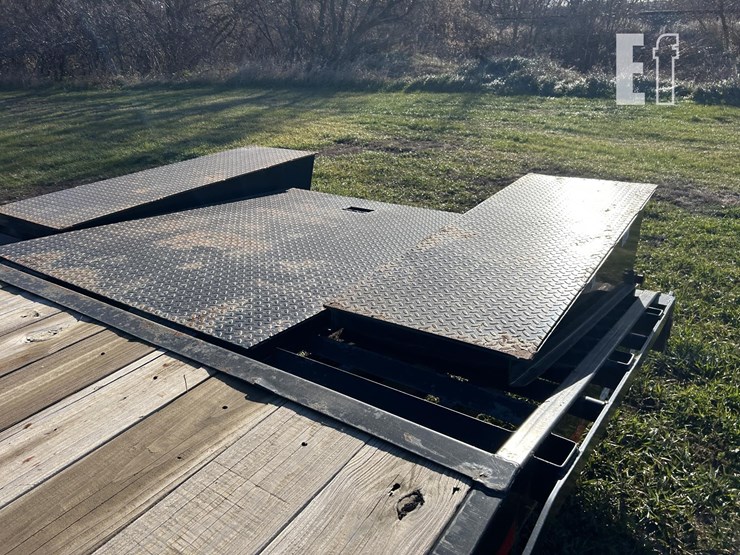 2012-pj-flatbed-image-16