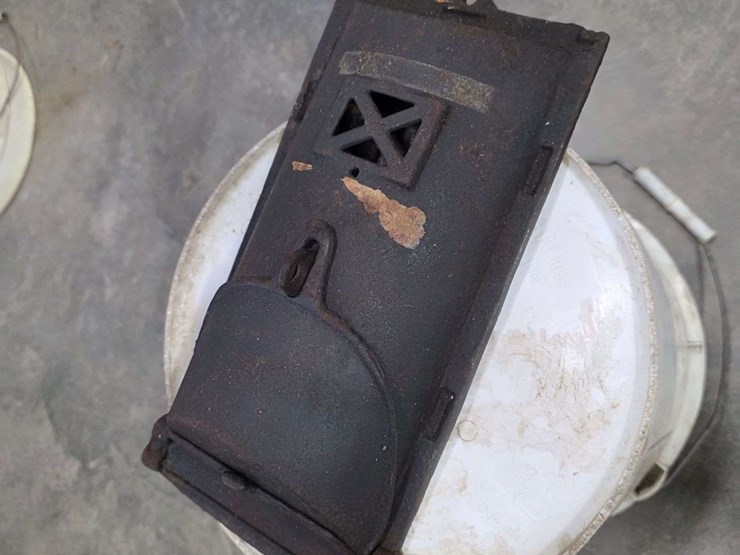 antique-mail-box-image-5
