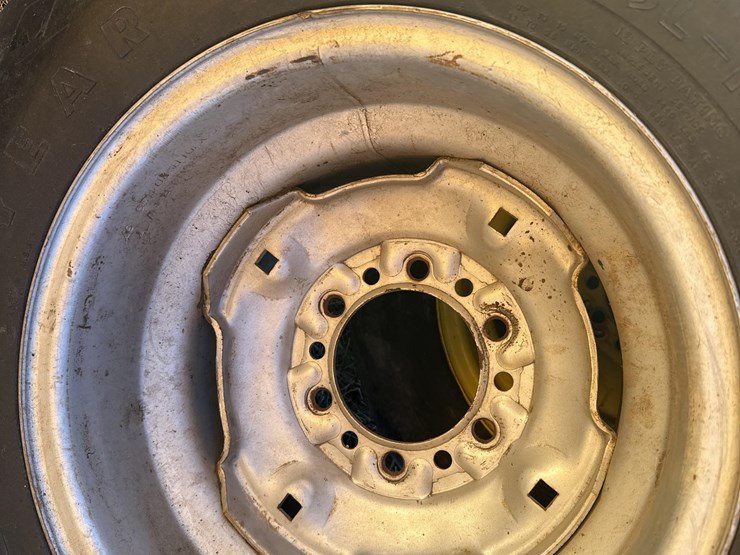 various-mounted-tires-&-rims-image-10